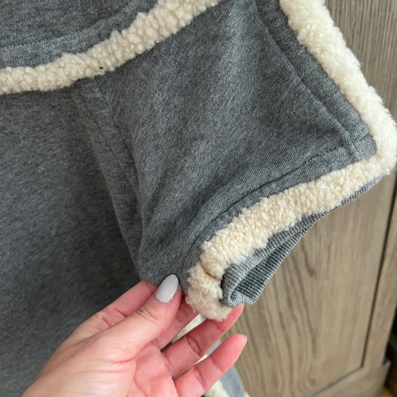 BURBERRY PRORSUM- Shearling trim sweater - Picture 6 of 6